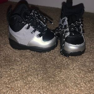 ACG boots toddler